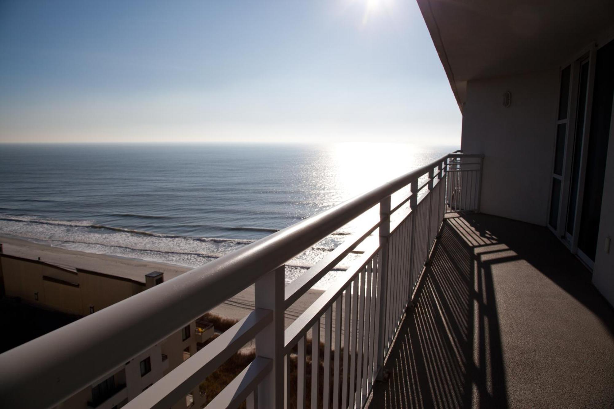 Seaside Resort Atlantic Beach Exterior photo